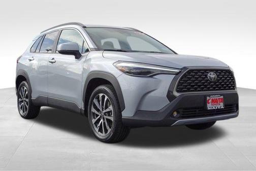 2024 Toyota Corolla Cross XLE