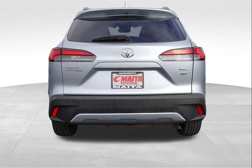 2024 Toyota Corolla Cross XLE