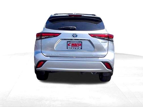 Celestial Silver Metallic 2021 Toyota Highlander Hybrid Platinum