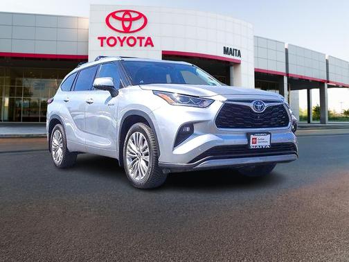 Celestial Silver Metallic 2021 Toyota Highlander Hybrid Platinum
