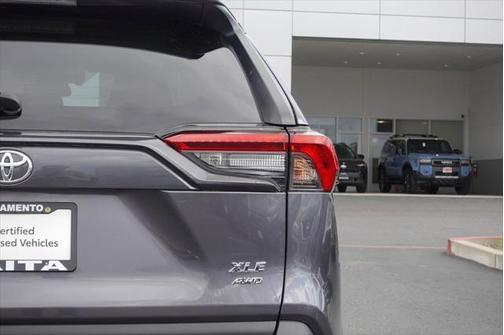 2022 Toyota RAV4 XLE