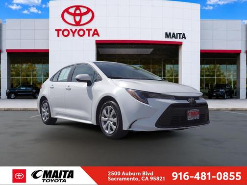Ice Cap 2025 Toyota Corolla LE