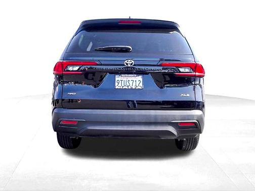 Midnight Black Metallic 2025 Toyota Grand Highlander XLE