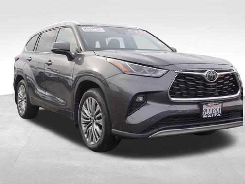 2024 Toyota Highlander Platinum