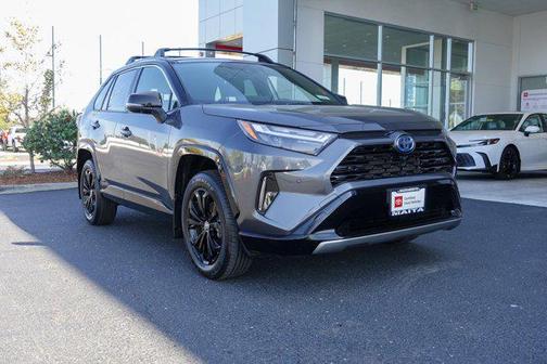 2024 Toyota RAV4 Hybrid SE