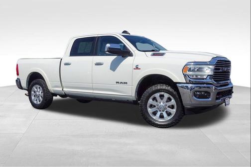 2022 RAM 3500 Laramie Crew Cab 4x4 6'4' Box