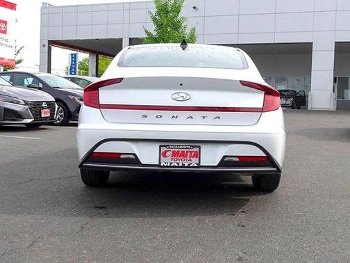 Quartz White 2020 Hyundai SONATA SE