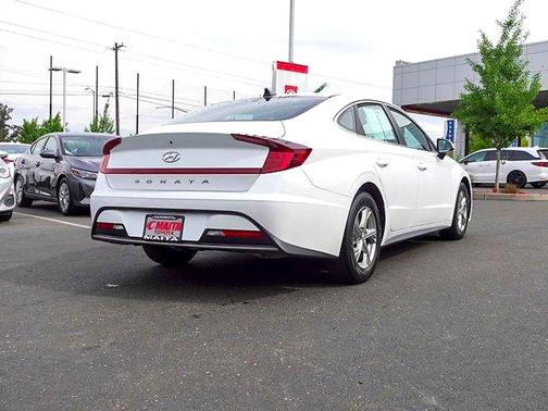Quartz White 2020 Hyundai SONATA SE