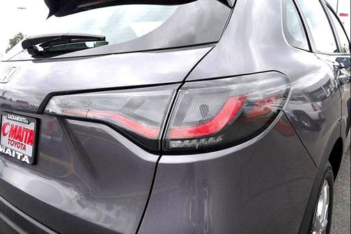 Modern Steel Metallic 2025 Honda HR-V LX