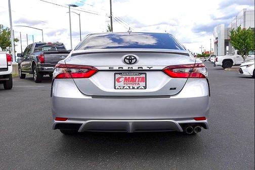 Celestial Silver Metallic 2023 Toyota Camry SE