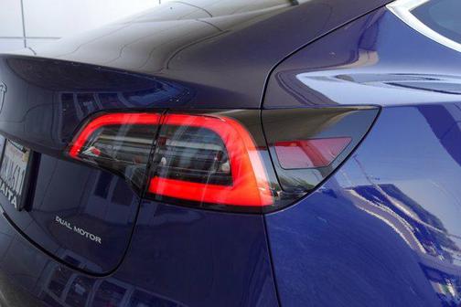 2019 Tesla Model 3 Performance