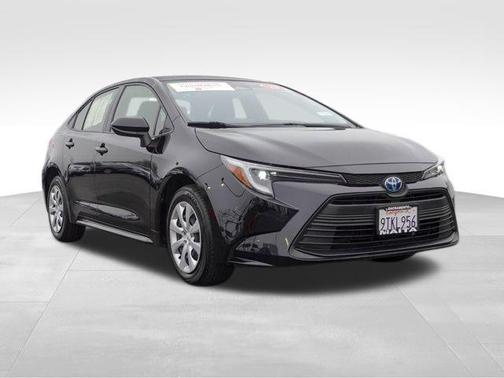 2025 Toyota Corolla Hybrid LE