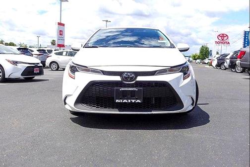 Super White 2021 Toyota Corolla LE