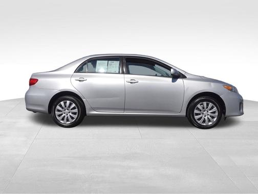2012 Toyota Corolla LE
