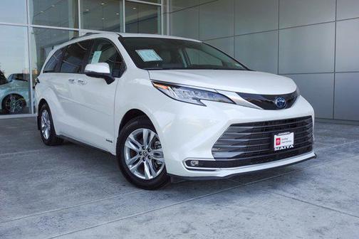 2021 Toyota Sienna Limited 7-Passenger