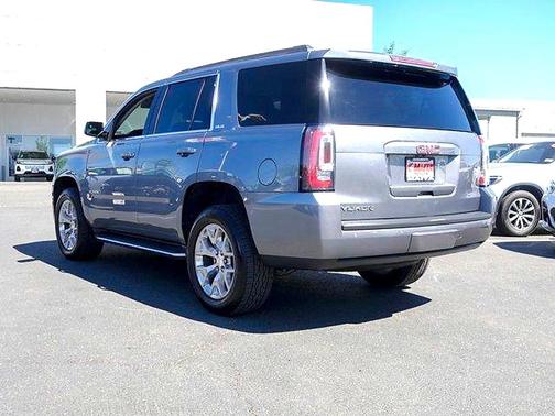 Satin Steel Metallic 2019 GMC Yukon SLE