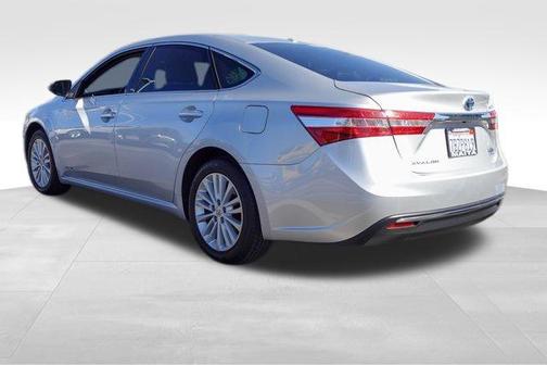 2013 Toyota Avalon Hybrid XLE Touring