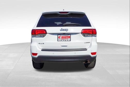 2022 Jeep Grand Cherokee Laredo