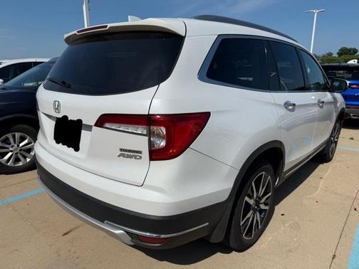 2022 Honda Pilot Touring 7-Passenger