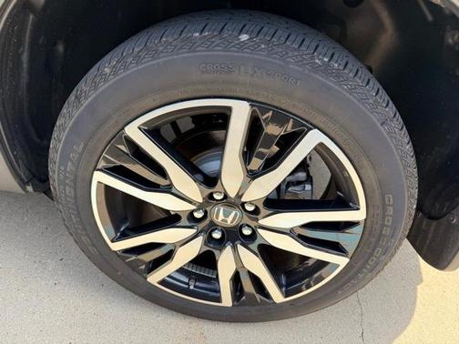 2022 Honda Pilot Touring 7-Passenger