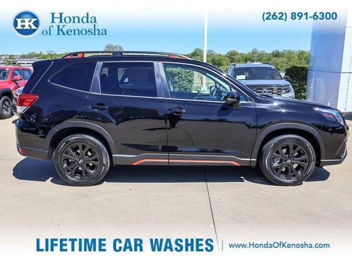 Crystal Black Silica 2024 Subaru Forester Sport