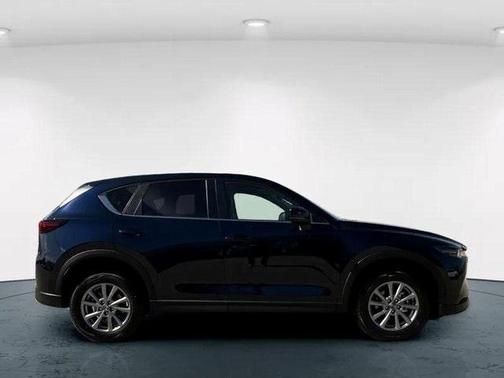 2022 Mazda CX-5 2.5 S Preferred Package