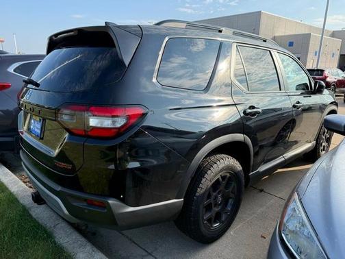 2024 Honda Pilot TrailSport