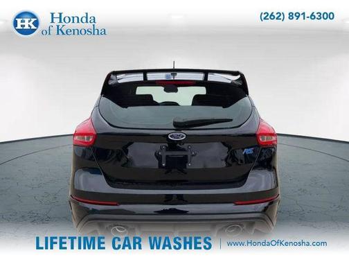 2017 Ford Focus RS Base