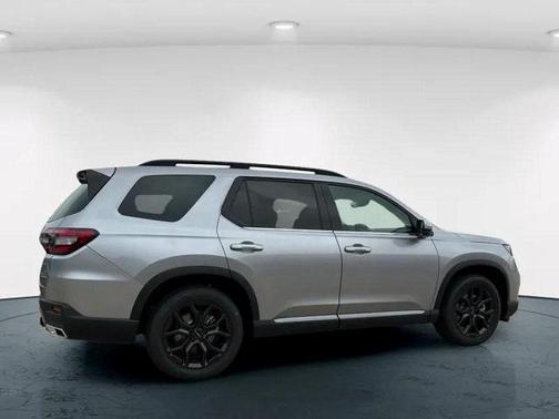 2025 Honda Pilot Touring+