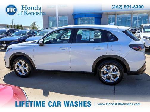 Platinum White 2023 Honda HR-V LX