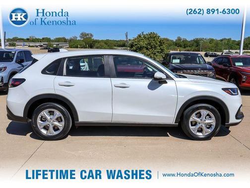 Platinum White 2023 Honda HR-V LX