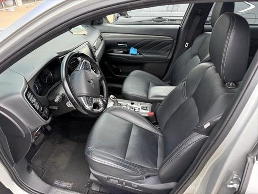 2022 Mitsubishi Outlander PHEV SEL