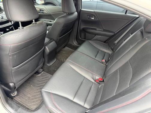 2017 Honda Accord Sport SE