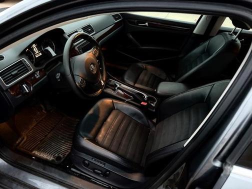 2013 Volkswagen Passat 2.0 TDI SEL Premium