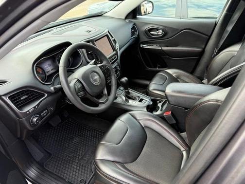 2021 Jeep Cherokee Trailhawk