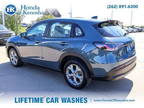 Pearl 2024 Honda HR-V LX