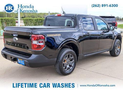 Shadow Black 2024 Ford Maverick XLT
