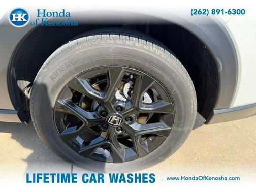 Platinum White Pearl 2024 Honda HR-V Sport