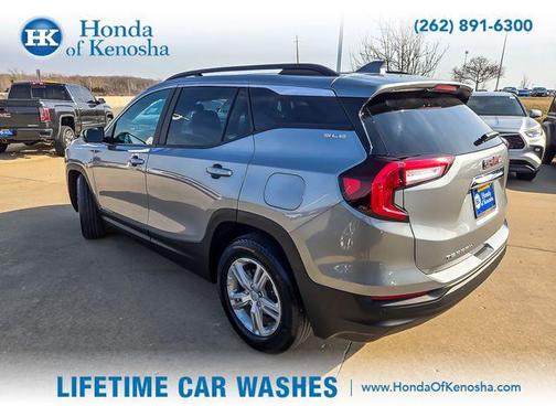 2023 GMC Terrain SLE