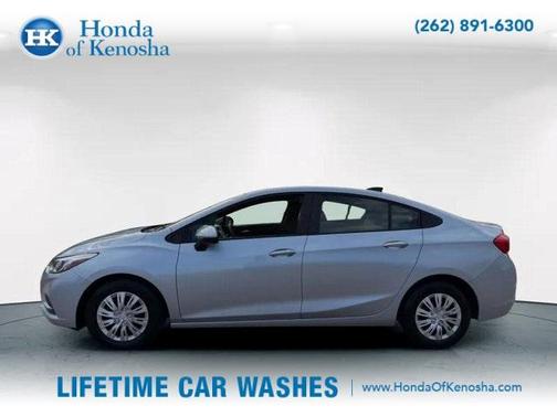 2018 Chevrolet Cruze LS