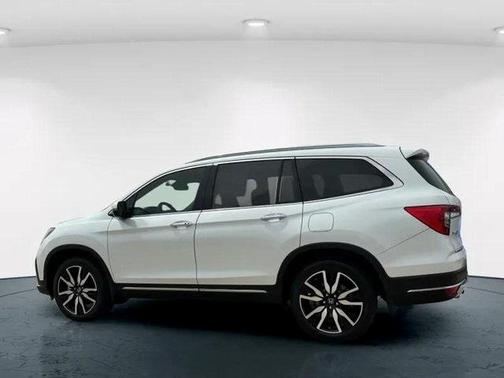 2022 Honda Pilot Touring 7-Passenger