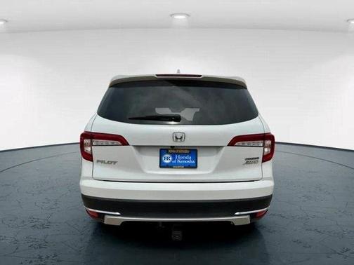 2022 Honda Pilot Touring 7-Passenger