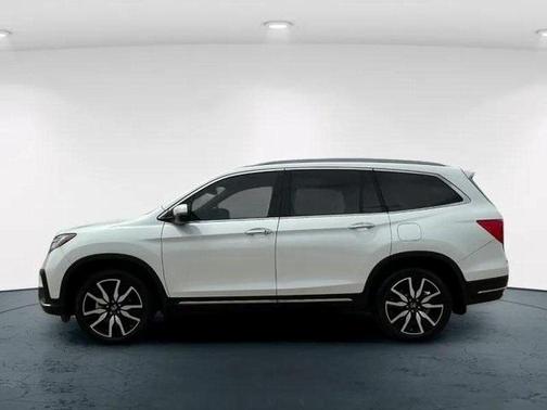 2022 Honda Pilot Touring 7-Passenger