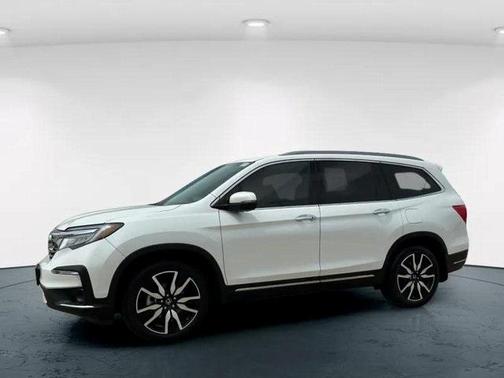 2022 Honda Pilot Touring 7-Passenger