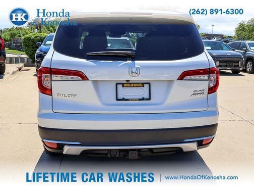 Diamond White Pearl 2019 Honda Pilot Elite