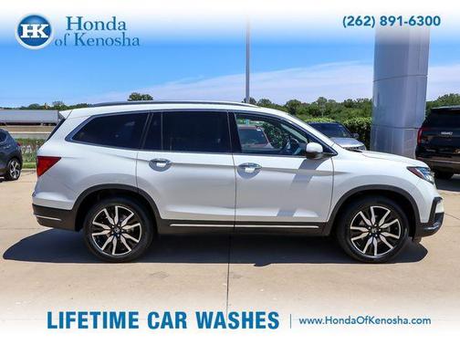 Diamond White Pearl 2019 Honda Pilot Elite