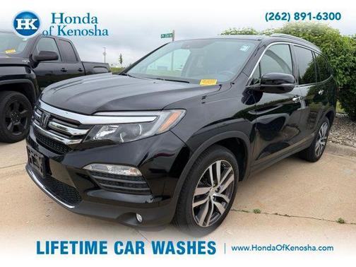 Crystal Black Pearl 2017 Honda Pilot Elite