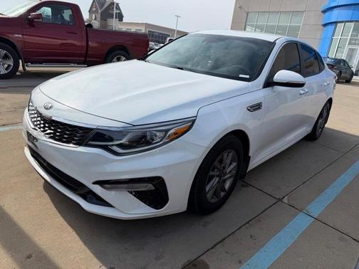 2020 Kia Optima LX