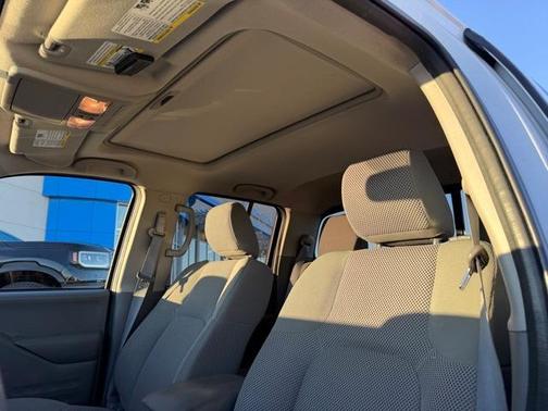 2017 Nissan Frontier SV
