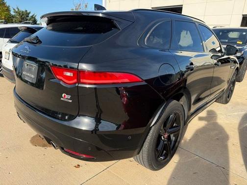 2018 Jaguar F-PACE S